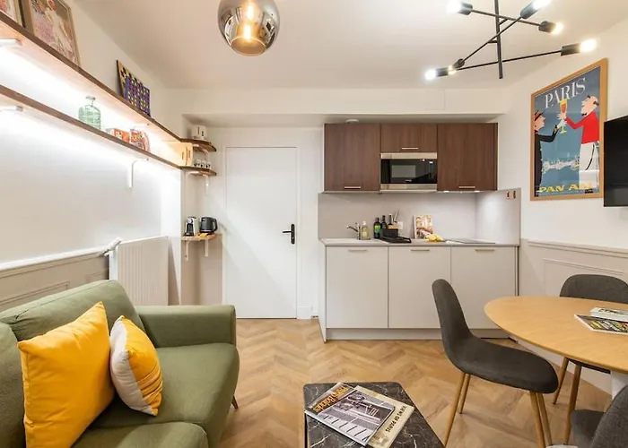 Maison Francois : Cosy Loft With Ac